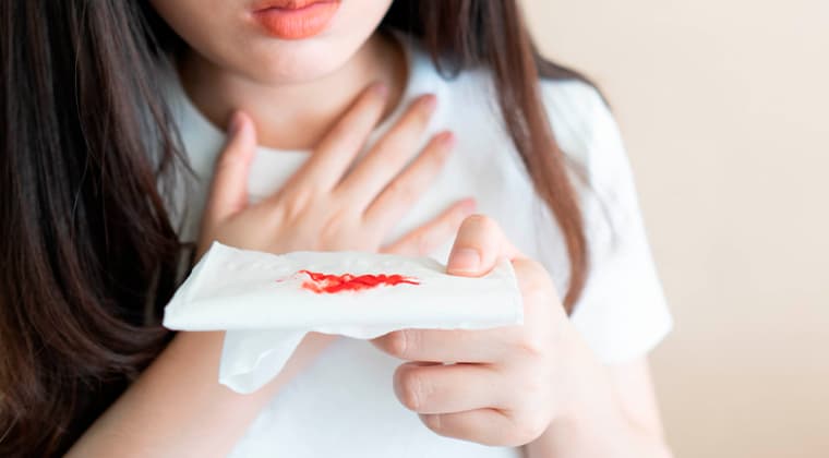Exceso de flema o flema con sangre